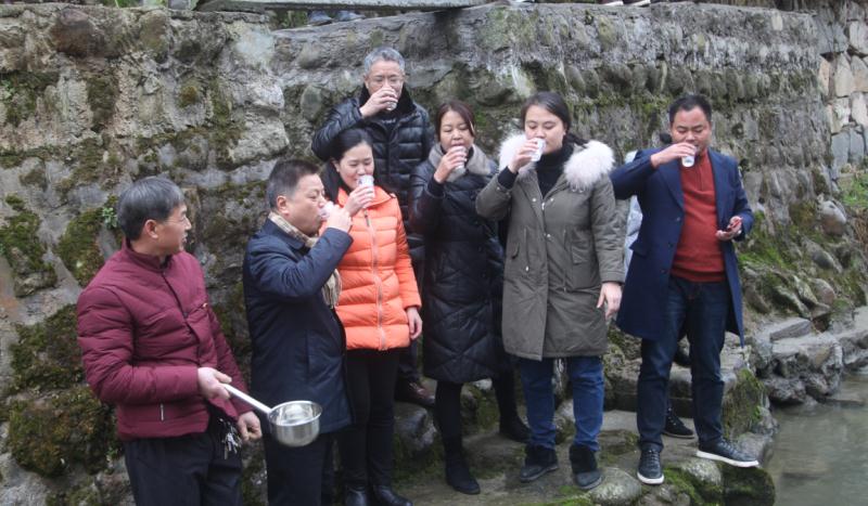 王昌义赴隆回县金石桥镇大洋江水域巡河时强调 要敢于